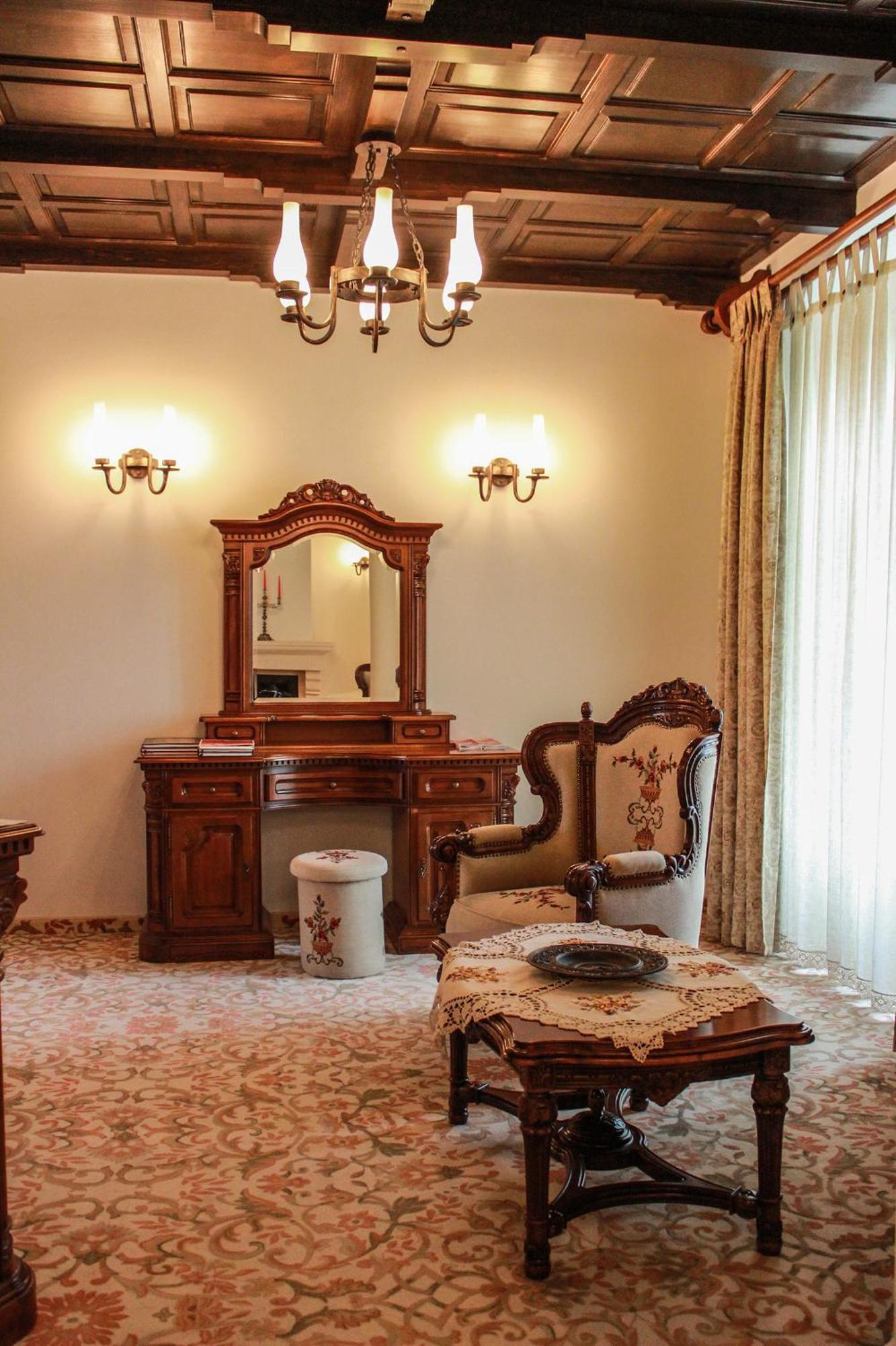 Hotel Medieval Alba Iulia Buitenkant foto
